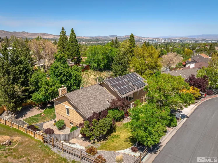 3020 Natalie, Reno, Nevada 89509, 4 Bedrooms Bedrooms, ,3 BathroomsBathrooms,Residential,Residential,Natalie,250006072