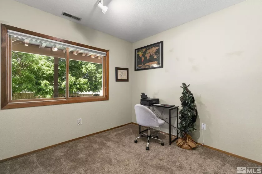 3020 Natalie, Reno, Nevada 89509, 4 Bedrooms Bedrooms, ,3 BathroomsBathrooms,Residential,Residential,Natalie,250006072