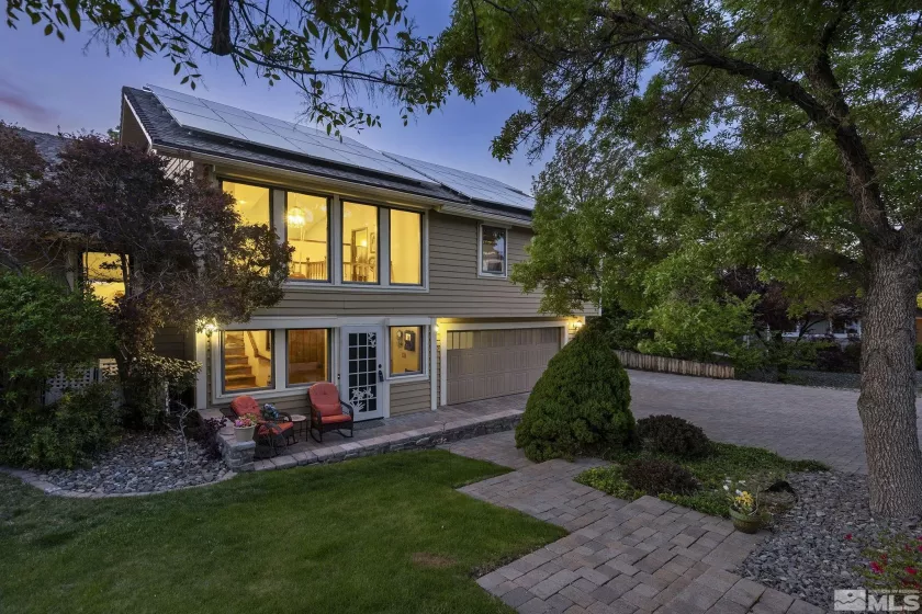 3020 Natalie, Reno, Nevada 89509, 4 Bedrooms Bedrooms, ,3 BathroomsBathrooms,Residential,Residential,Natalie,250006072