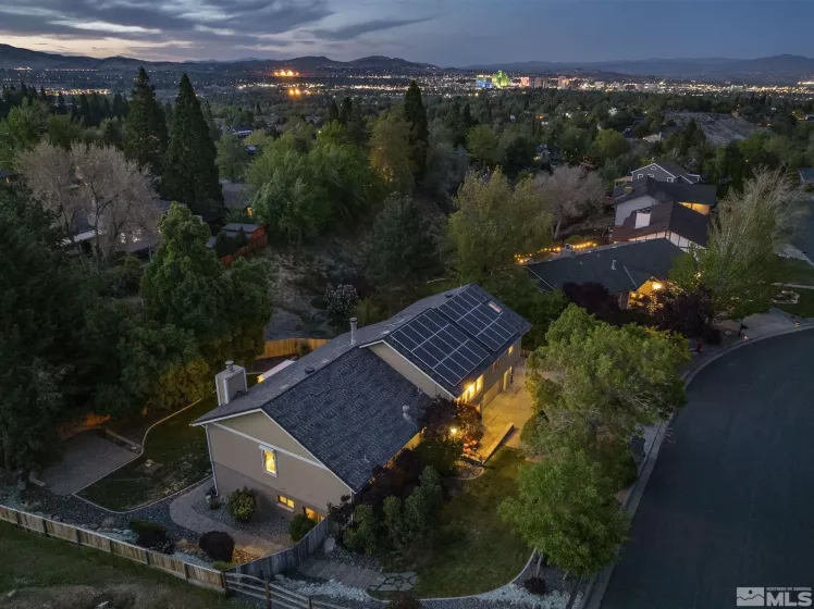 3020 Natalie, Reno, Nevada 89509, 4 Bedrooms Bedrooms, ,3 BathroomsBathrooms,Residential,Residential,Natalie,250006072