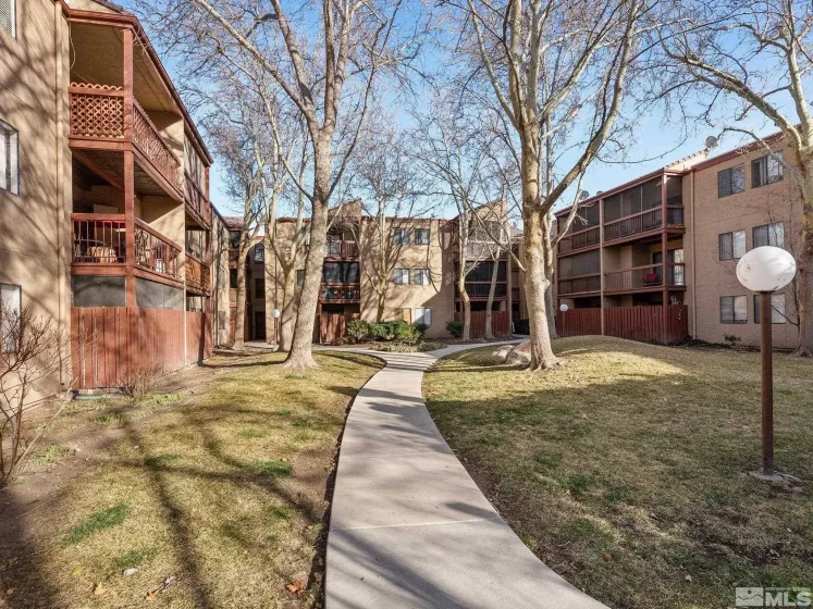 2955 Lakeside, Reno, Nevada 89509, 1 Bedroom Bedrooms, ,1 BathroomBathrooms,Residential,Residential,Lakeside,250002470