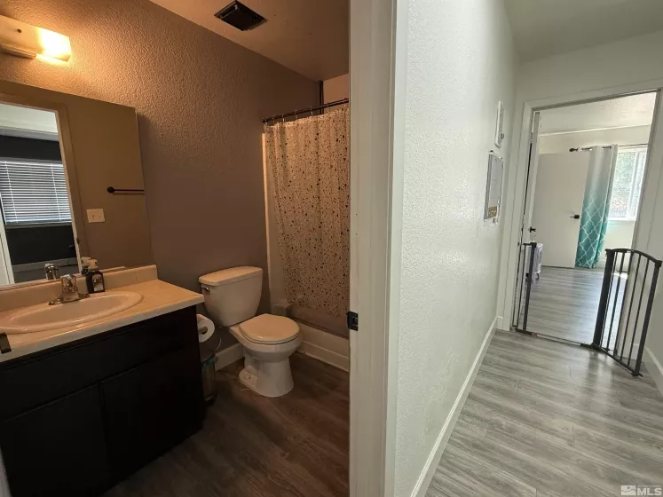 737 Hornet, Gardnerville, Nevada 89460, 3 Bedrooms Bedrooms, ,2 BathroomsBathrooms,Residential,Residential,Hornet,250006082