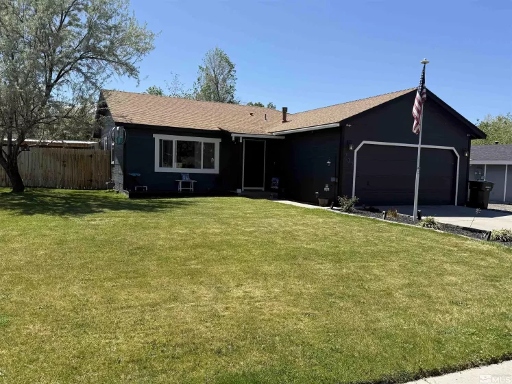 737 Hornet, Gardnerville, Nevada 89460, 3 Bedrooms Bedrooms, ,2 BathroomsBathrooms,Residential,Residential,Hornet,250006082