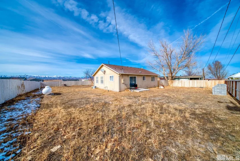35 Buffalo, Yerington, Nevada 89447, 3 Bedrooms Bedrooms, ,2 BathroomsBathrooms,Residential,Residential,Buffalo,240001467