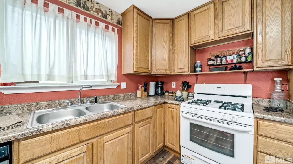 35 Buffalo, Yerington, Nevada 89447, 3 Bedrooms Bedrooms, ,2 BathroomsBathrooms,Residential,Residential,Buffalo,240001467
