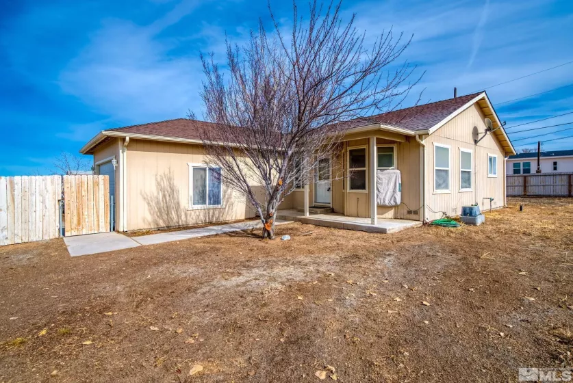 35 Buffalo, Yerington, Nevada 89447, 3 Bedrooms Bedrooms, ,2 BathroomsBathrooms,Residential,Residential,Buffalo,240001467