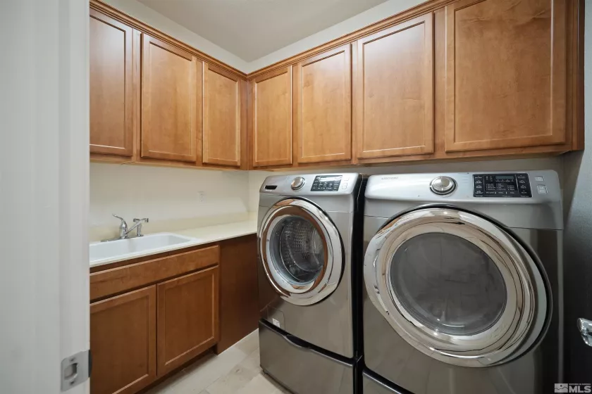 2252 Selway, Sparks, Nevada 89436, 4 Bedrooms Bedrooms, ,3 BathroomsBathrooms,Residential,Residential,Selway,250006088