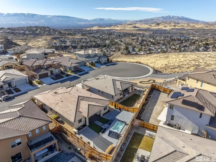 2738 Kettle, Sparks, Nevada 89436, 4 Bedrooms Bedrooms, ,3 BathroomsBathrooms,Residential,Residential,Kettle,250000316