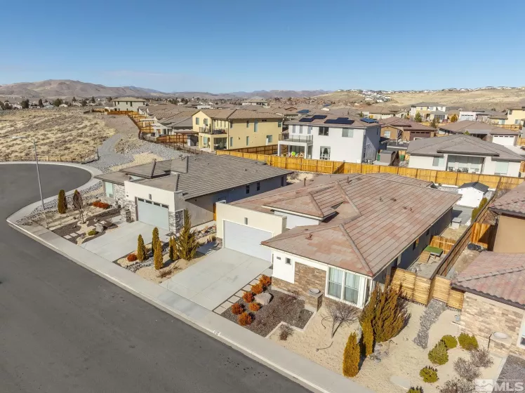 2738 Kettle, Sparks, Nevada 89436, 4 Bedrooms Bedrooms, ,3 BathroomsBathrooms,Residential,Residential,Kettle,250000316