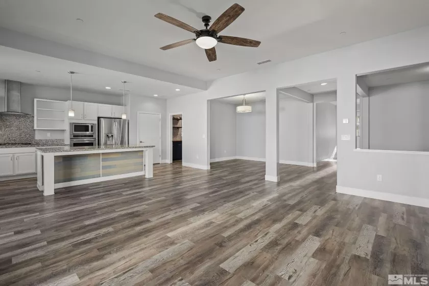 2738 Kettle, Sparks, Nevada 89436, 4 Bedrooms Bedrooms, ,3 BathroomsBathrooms,Residential,Residential,Kettle,250000316