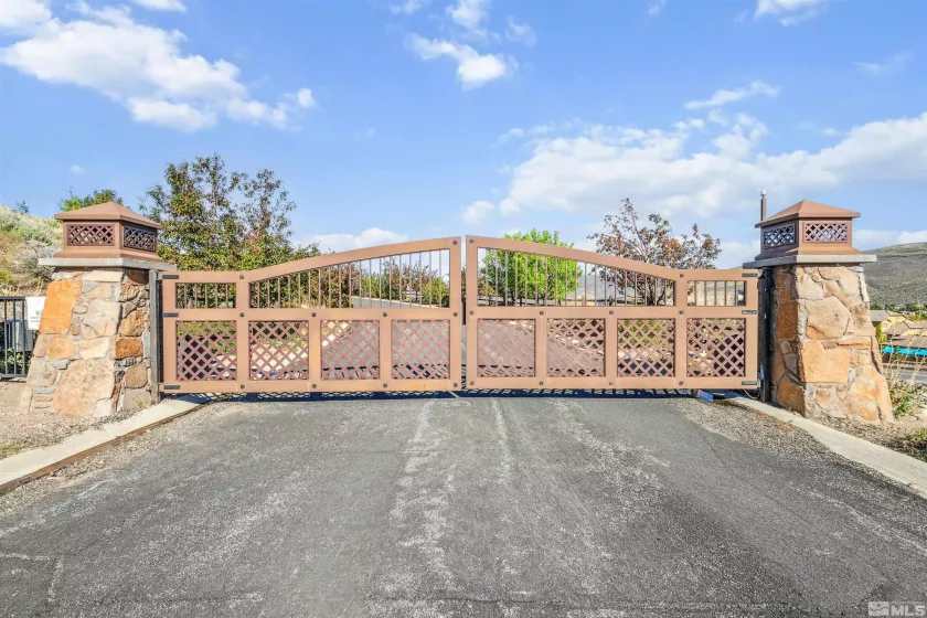3705 Boulder Patch, Reno, Nevada 89511, 4 Bedrooms Bedrooms, ,5 BathroomsBathrooms,Residential,Residential,Boulder Patch,250006091