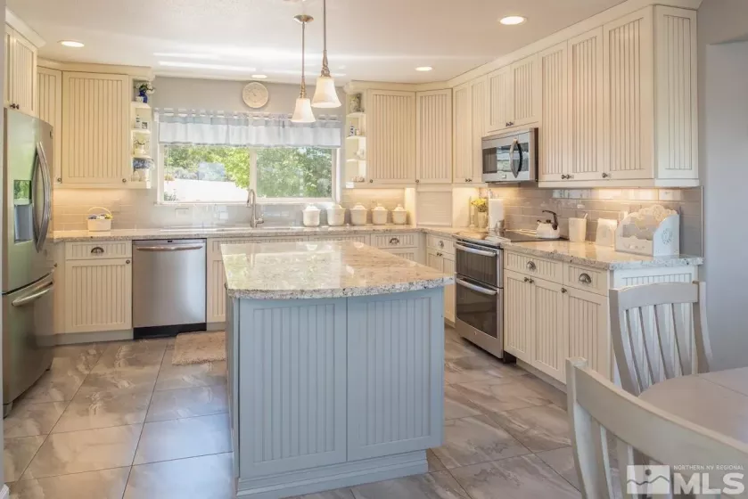 1415 Sioux, Reno, Nevada 89521, 4 Bedrooms Bedrooms, ,3 BathroomsBathrooms,Residential,Residential,Sioux,250006090