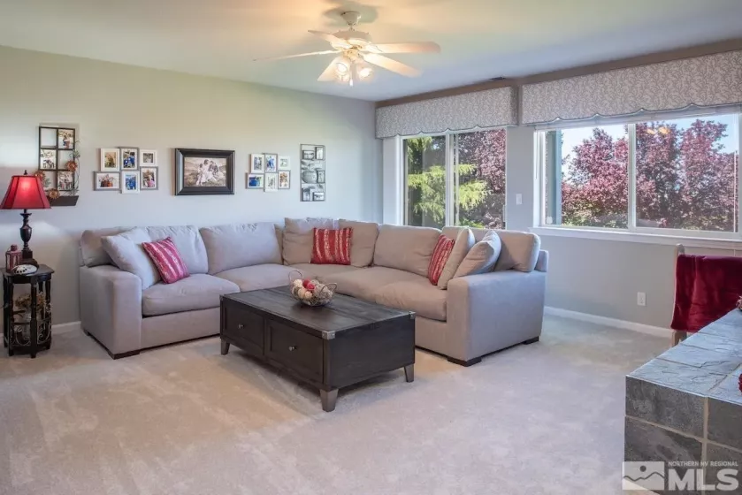 1415 Sioux, Reno, Nevada 89521, 4 Bedrooms Bedrooms, ,3 BathroomsBathrooms,Residential,Residential,Sioux,250006090