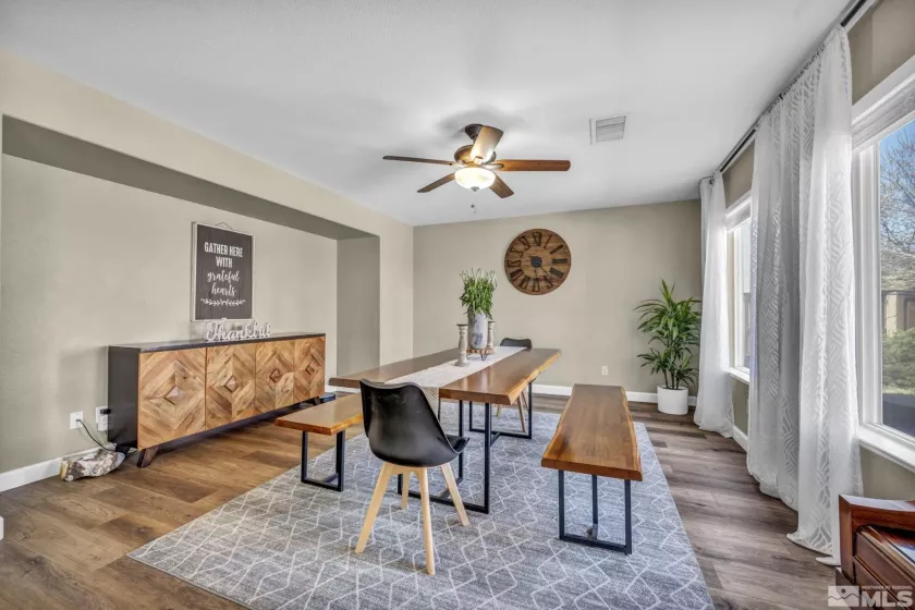 485 Sondrio, Reno, Nevada 89521, 4 Bedrooms Bedrooms, ,3 BathroomsBathrooms,Residential,Residential,Sondrio,250004390