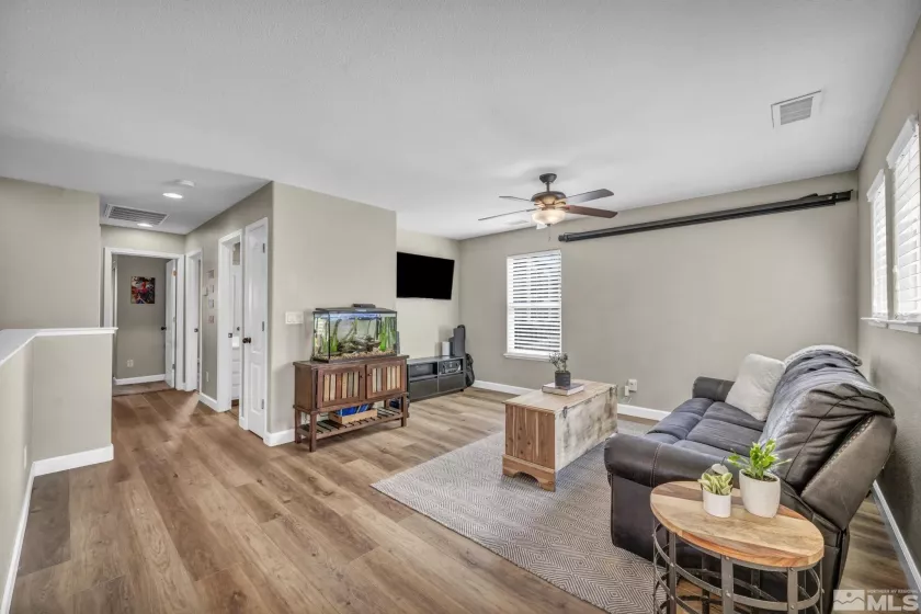 485 Sondrio, Reno, Nevada 89521, 4 Bedrooms Bedrooms, ,3 BathroomsBathrooms,Residential,Residential,Sondrio,250004390