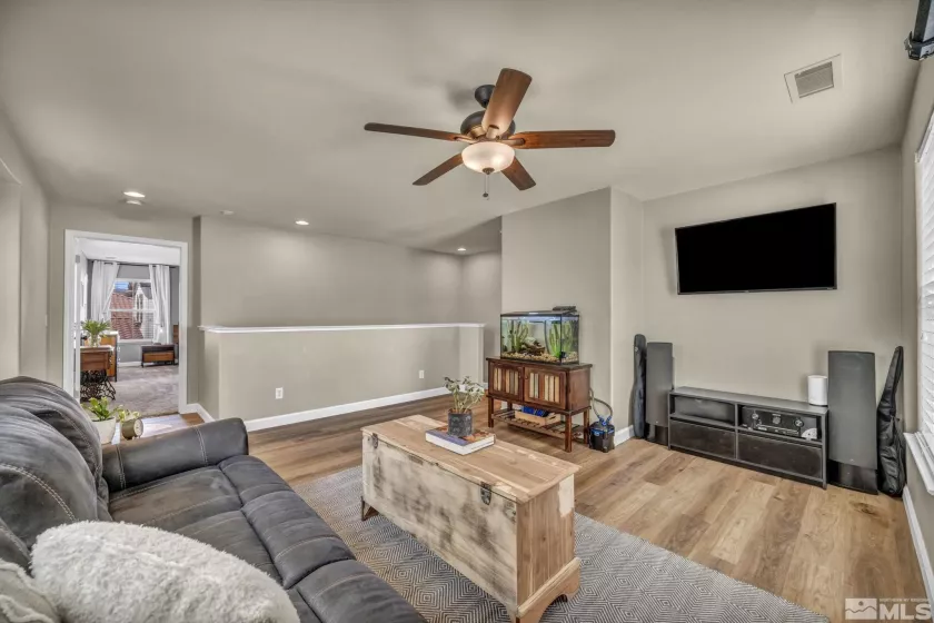 485 Sondrio, Reno, Nevada 89521, 4 Bedrooms Bedrooms, ,3 BathroomsBathrooms,Residential,Residential,Sondrio,250004390