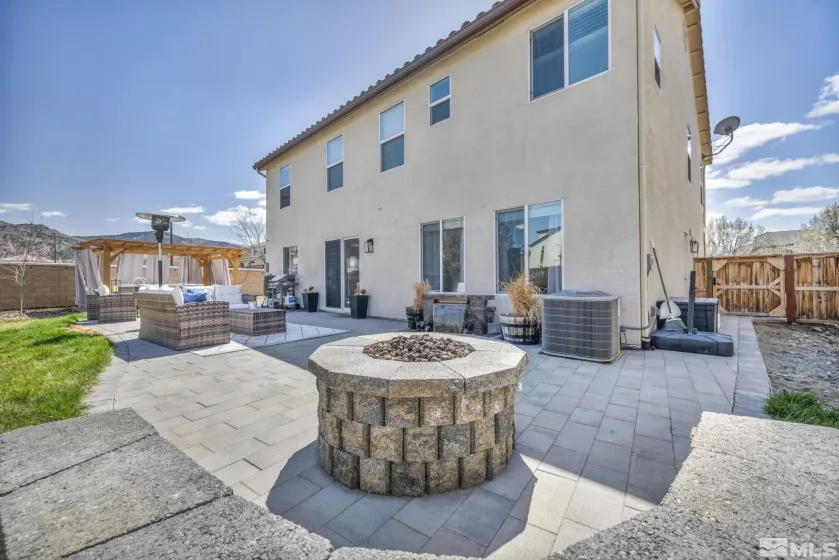 485 Sondrio, Reno, Nevada 89521, 4 Bedrooms Bedrooms, ,3 BathroomsBathrooms,Residential,Residential,Sondrio,250004390