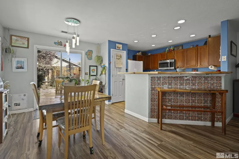7867 Tulear, Reno, Nevada 89506, 3 Bedrooms Bedrooms, ,2 BathroomsBathrooms,Residential,Residential,Tulear,250005111