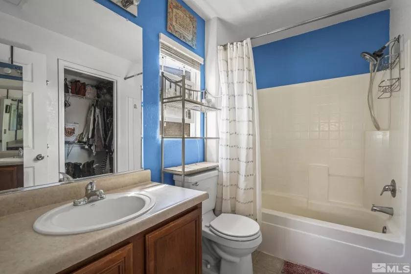 7867 Tulear, Reno, Nevada 89506, 3 Bedrooms Bedrooms, ,2 BathroomsBathrooms,Residential,Residential,Tulear,250005111
