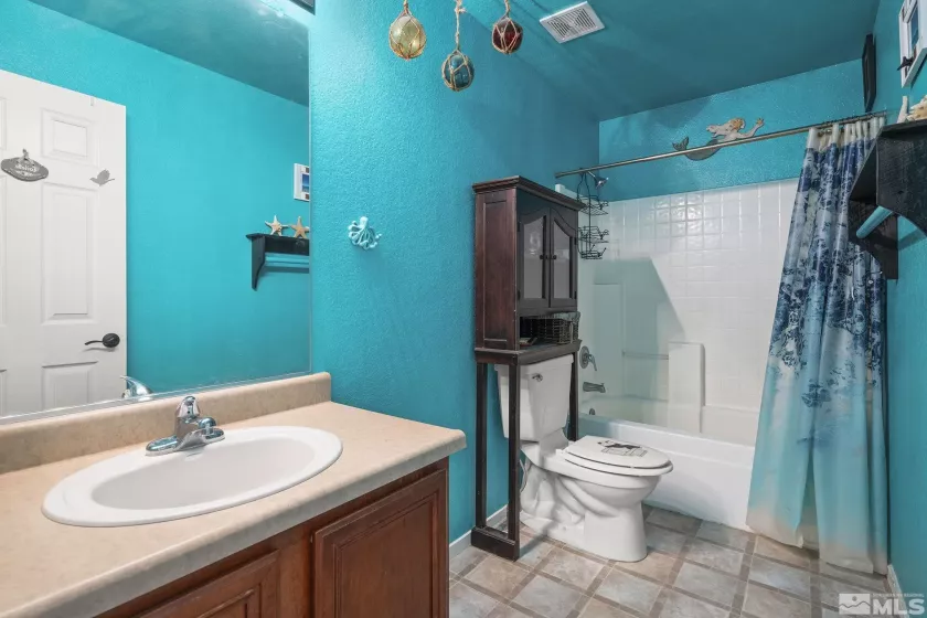 7867 Tulear, Reno, Nevada 89506, 3 Bedrooms Bedrooms, ,2 BathroomsBathrooms,Residential,Residential,Tulear,250005111