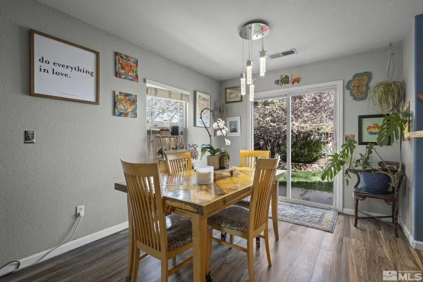 7867 Tulear, Reno, Nevada 89506, 3 Bedrooms Bedrooms, ,2 BathroomsBathrooms,Residential,Residential,Tulear,250005111