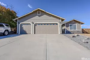 1056 Greenwing, Sparks, Nevada 89441, 4 Bedrooms Bedrooms, ,2 BathroomsBathrooms,Residential,Residential,Greenwing,250002871