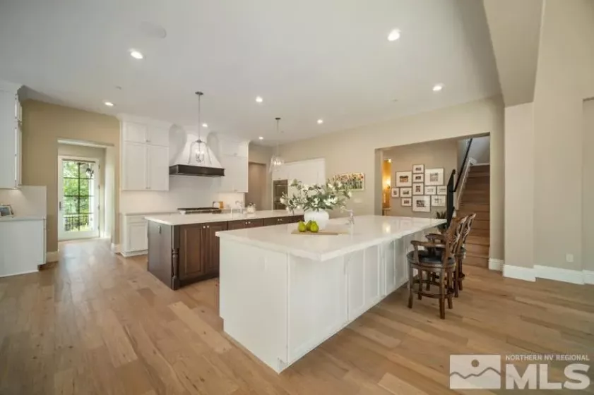 5024 Bordeaux, Reno, Nevada 89511, 5 Bedrooms Bedrooms, ,6 BathroomsBathrooms,Residential,Residential,Bordeaux,250006093