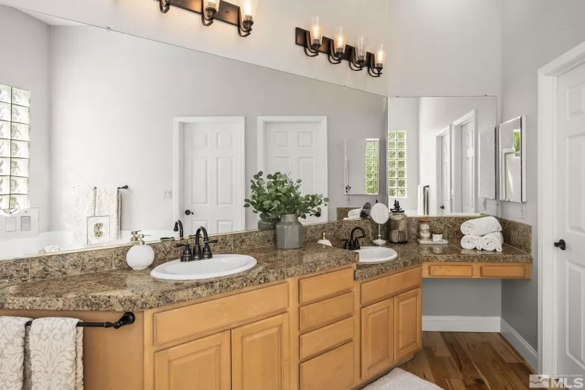 4863 Elkcreek, Reno, Nevada 89519, 4 Bedrooms Bedrooms, ,3 BathroomsBathrooms,Residential,Residential,Elkcreek,250006094