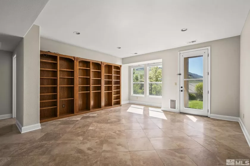4863 Elkcreek, Reno, Nevada 89519, 4 Bedrooms Bedrooms, ,3 BathroomsBathrooms,Residential,Residential,Elkcreek,250006094