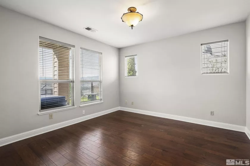 4863 Elkcreek, Reno, Nevada 89519, 4 Bedrooms Bedrooms, ,3 BathroomsBathrooms,Residential,Residential,Elkcreek,250006094
