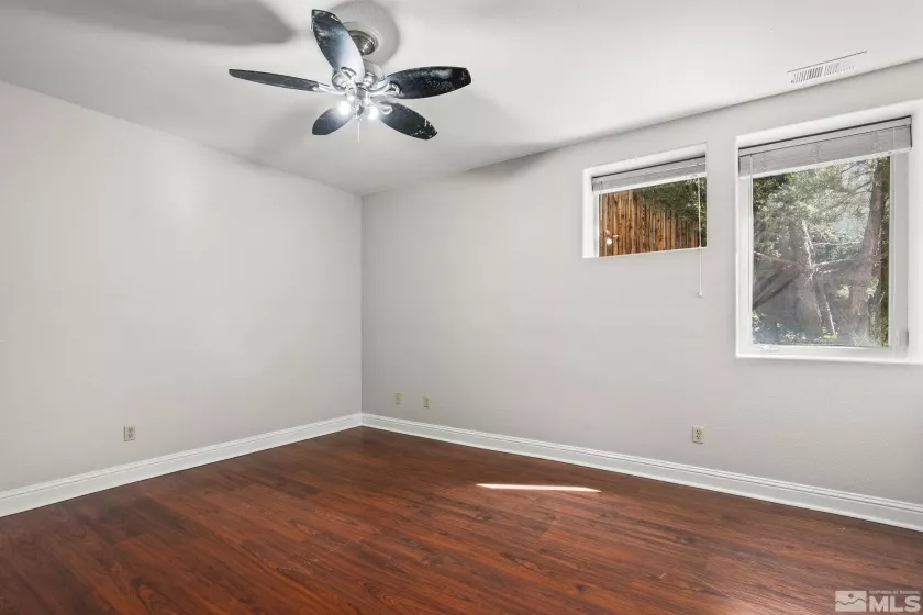 4863 Elkcreek, Reno, Nevada 89519, 4 Bedrooms Bedrooms, ,3 BathroomsBathrooms,Residential,Residential,Elkcreek,250006094