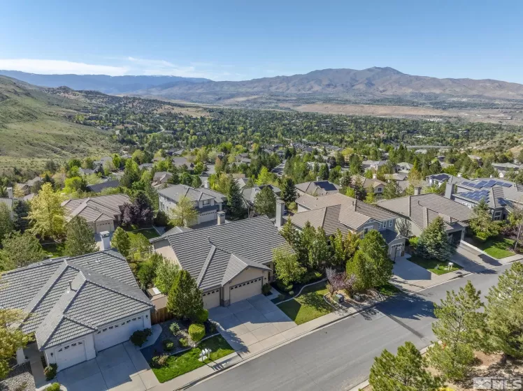 4863 Elkcreek, Reno, Nevada 89519, 4 Bedrooms Bedrooms, ,3 BathroomsBathrooms,Residential,Residential,Elkcreek,250006094