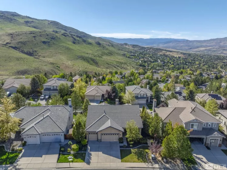 4863 Elkcreek, Reno, Nevada 89519, 4 Bedrooms Bedrooms, ,3 BathroomsBathrooms,Residential,Residential,Elkcreek,250006094
