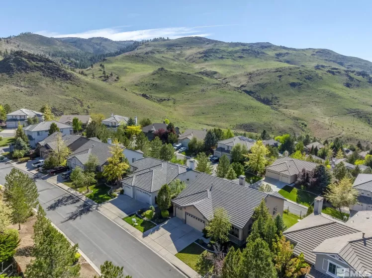 4863 Elkcreek, Reno, Nevada 89519, 4 Bedrooms Bedrooms, ,3 BathroomsBathrooms,Residential,Residential,Elkcreek,250006094