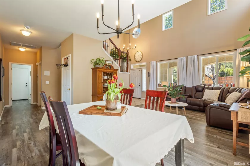 2415 GARZONI, Sparks, Nevada 89434, 4 Bedrooms Bedrooms, ,3 BathroomsBathrooms,Residential,Residential,GARZONI,250006097