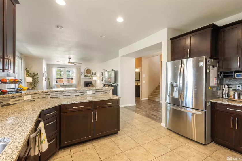 2415 GARZONI, Sparks, Nevada 89434, 4 Bedrooms Bedrooms, ,3 BathroomsBathrooms,Residential,Residential,GARZONI,250006097