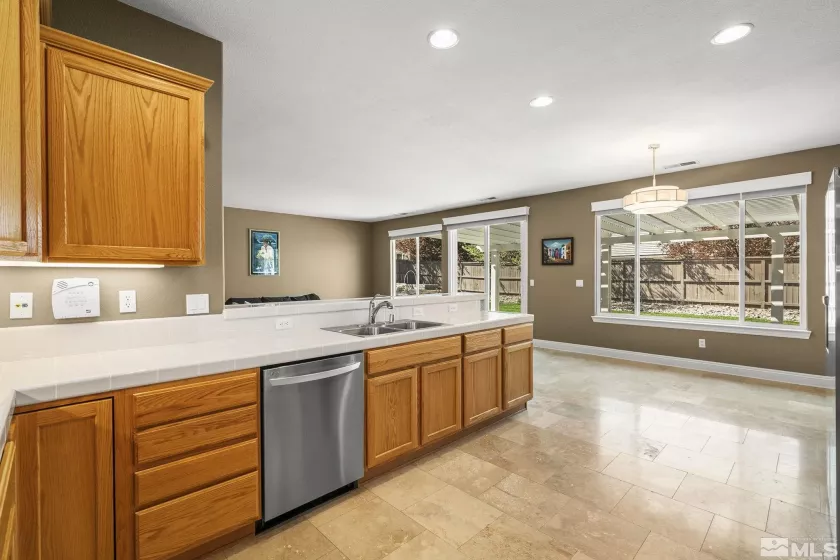 650 Caspian, Reno, Nevada 89521, 3 Bedrooms Bedrooms, ,3 BathroomsBathrooms,Residential,Residential,Caspian,250005030