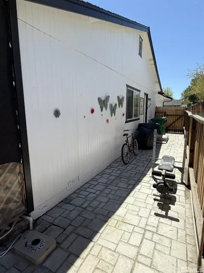 930 Glen Meadow, Sparks, Nevada 89434, 3 Bedrooms Bedrooms, ,2 BathroomsBathrooms,Residential,Residential,Glen Meadow,250006101