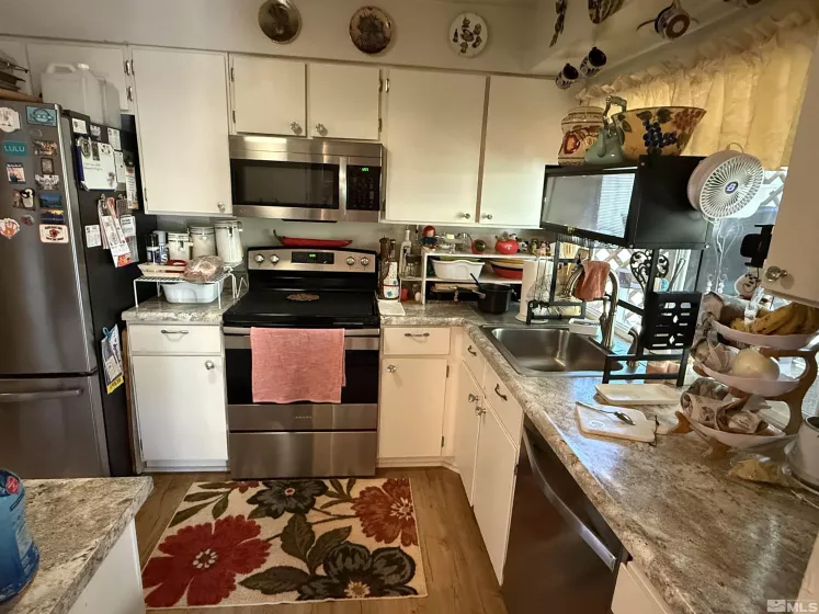 930 Glen Meadow, Sparks, Nevada 89434, 3 Bedrooms Bedrooms, ,2 BathroomsBathrooms,Residential,Residential,Glen Meadow,250006101