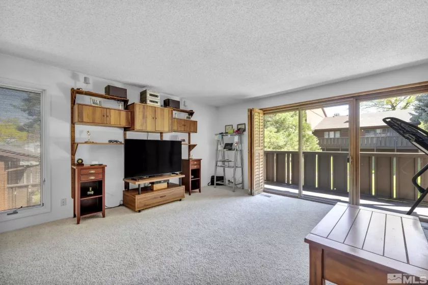 2012 Branch, Reno, Nevada 89509, 2 Bedrooms Bedrooms, ,3 BathroomsBathrooms,Residential,Residential,Branch,250006086