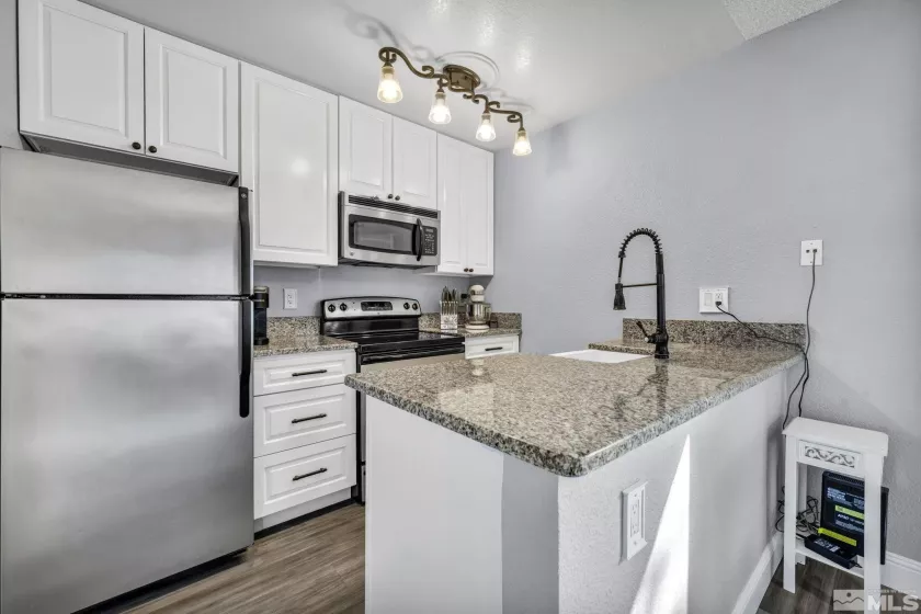 4721 Reggie, Reno, Nevada 89502, 1 Bedroom Bedrooms, ,2 BathroomsBathrooms,Residential,Residential,Reggie,250005136