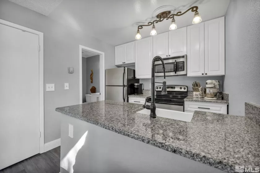 4721 Reggie, Reno, Nevada 89502, 1 Bedroom Bedrooms, ,2 BathroomsBathrooms,Residential,Residential,Reggie,250005136
