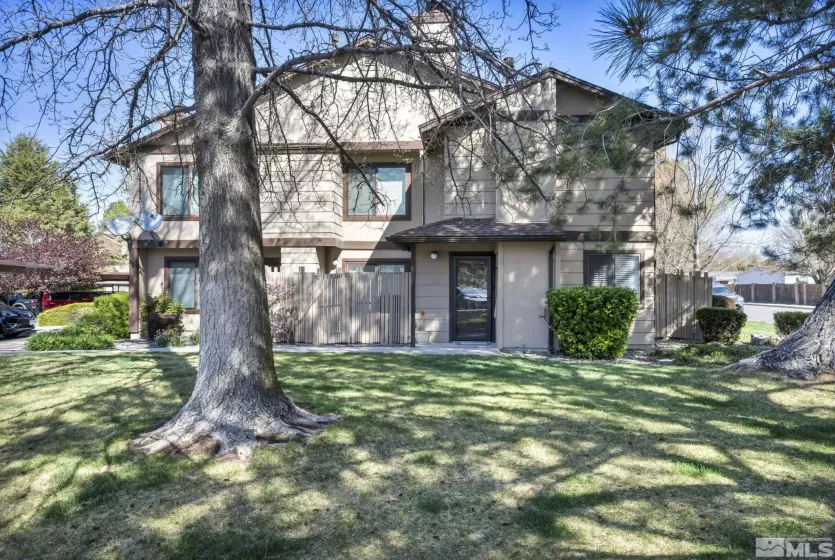4721 Reggie, Reno, Nevada 89502, 1 Bedroom Bedrooms, ,2 BathroomsBathrooms,Residential,Residential,Reggie,250005136