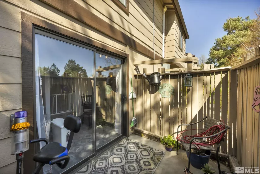 4721 Reggie, Reno, Nevada 89502, 1 Bedroom Bedrooms, ,2 BathroomsBathrooms,Residential,Residential,Reggie,250005136