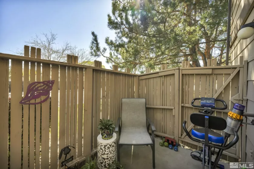 4721 Reggie, Reno, Nevada 89502, 1 Bedroom Bedrooms, ,2 BathroomsBathrooms,Residential,Residential,Reggie,250005136