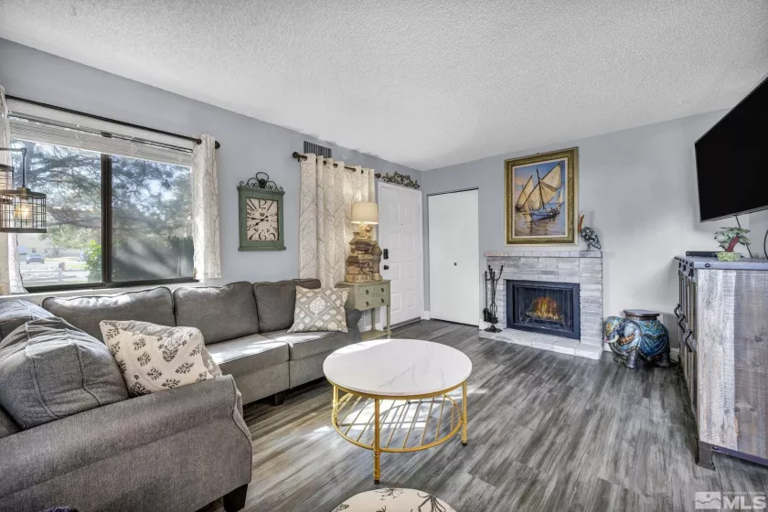 4721 Reggie, Reno, Nevada 89502, 1 Bedroom Bedrooms, ,2 BathroomsBathrooms,Residential,Residential,Reggie,250005136