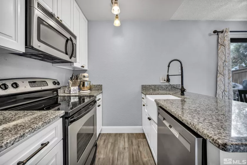 4721 Reggie, Reno, Nevada 89502, 1 Bedroom Bedrooms, ,2 BathroomsBathrooms,Residential,Residential,Reggie,250005136