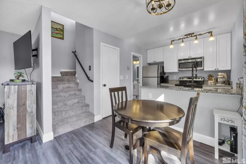 4721 Reggie, Reno, Nevada 89502, 1 Bedroom Bedrooms, ,2 BathroomsBathrooms,Residential,Residential,Reggie,250005136