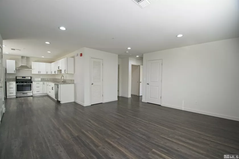 626 Valley, Reno, Nevada 89512, 2 Bedrooms Bedrooms, ,2 BathroomsBathrooms,Residential Lease,Manufactured,Valley,250006109