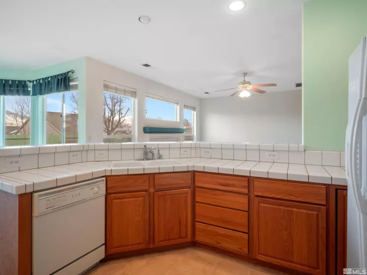 2976 Del Rio, Minden, Nevada 89423, 3 Bedrooms Bedrooms, ,2 BathroomsBathrooms,Residential,Residential,Del Rio,250003526